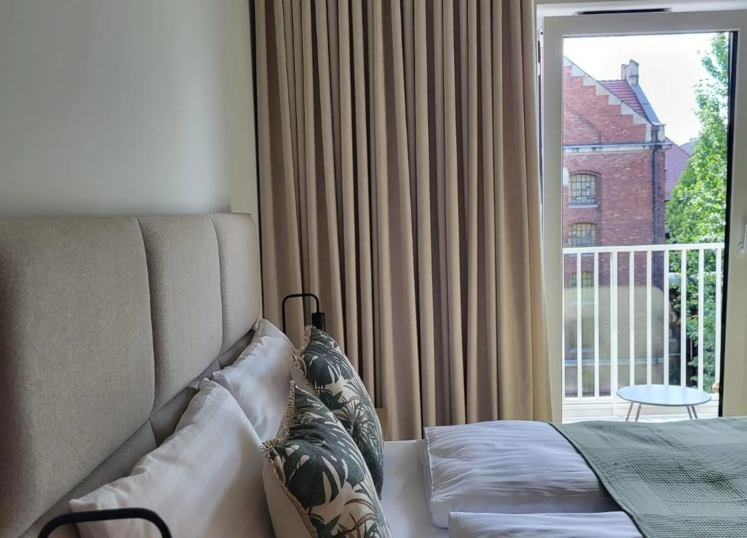 Green Apartment Poznan Plac Wolnosci 6